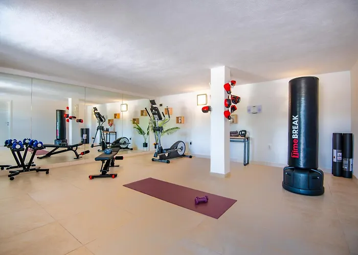 Marceline Villa Prvić Luka