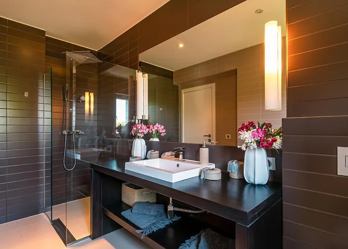 Marceline Villa Prvić Luka