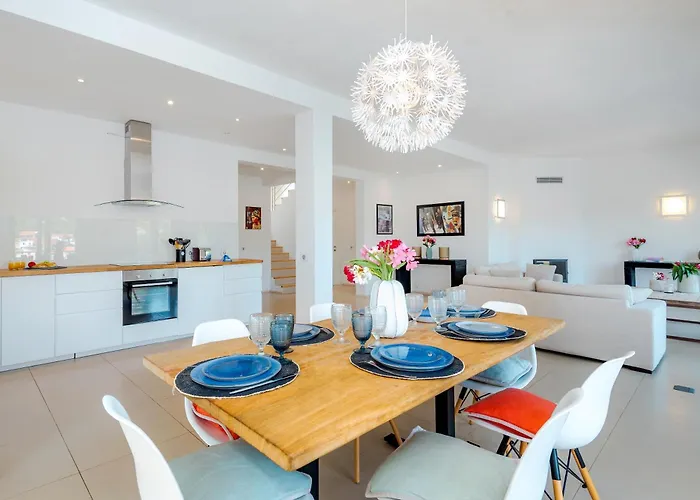 Marceline * Prvić Luka